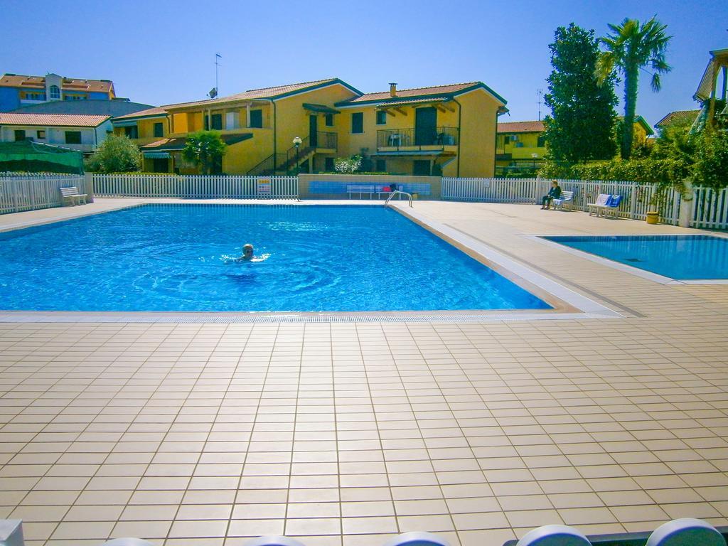 Villaggio Cristina 2 - Agenzia Cocal Caorle Exterior photo
